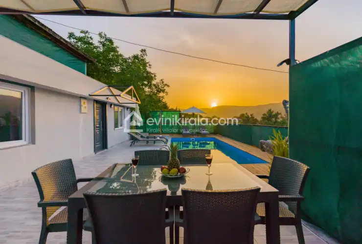 evini-kirala-villa-can-nazmican-ozdemir--59_1919x1280_788.JPG