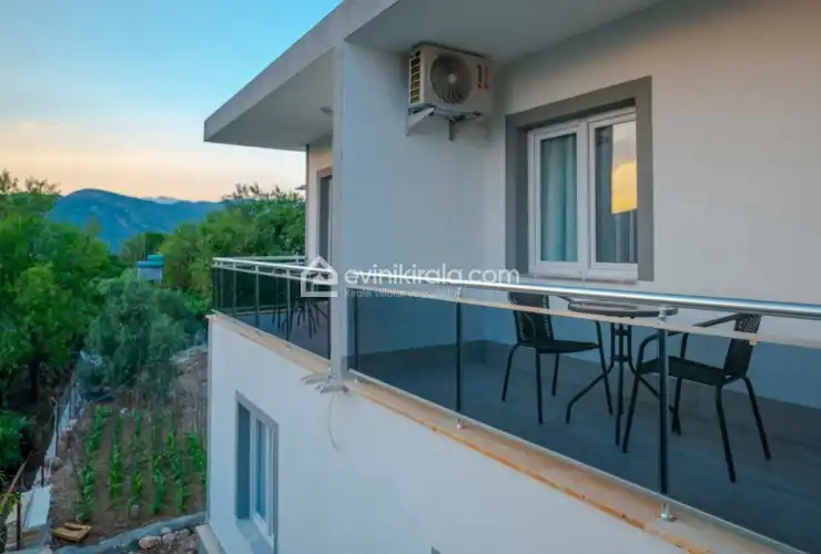 evini-kirala-villa-cetin-saribelen-19_1920x1082_950.jpg