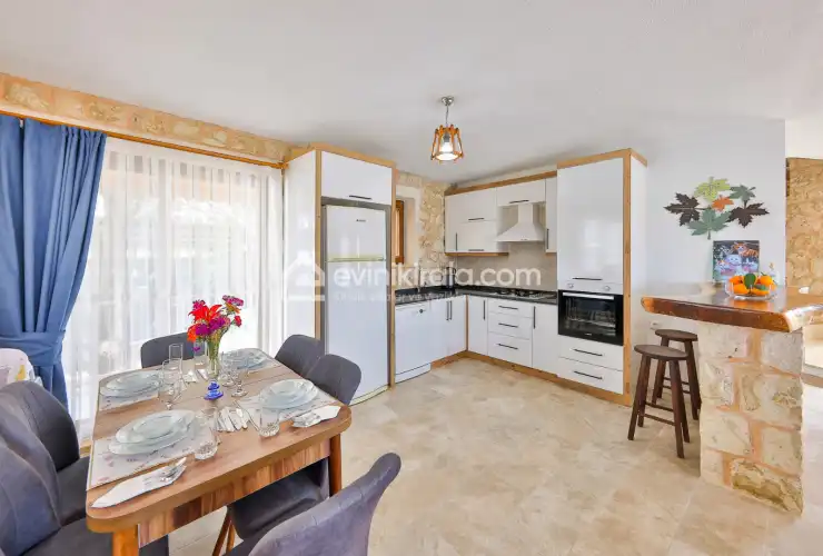 evini-kirala-villa-cinar-agullu-20_653.jpg