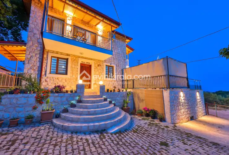 evini-kirala-villa-cinar-agullu-57_765.jpg