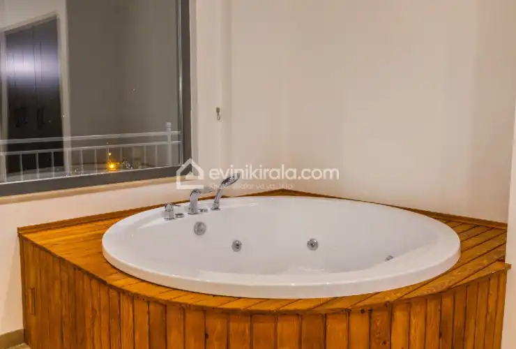 evini-kirala-villa-colmar-bezirgan-58_545.jpg