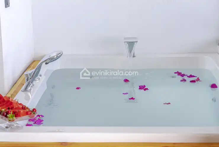 evini-kirala-villa-cordelia-kalkan-66_571.jpg