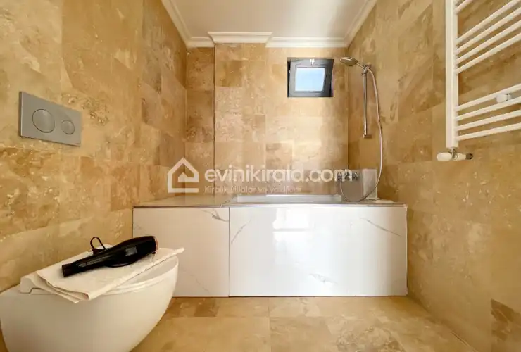 evini-kirala-villa-darusselam-21_383.JPG