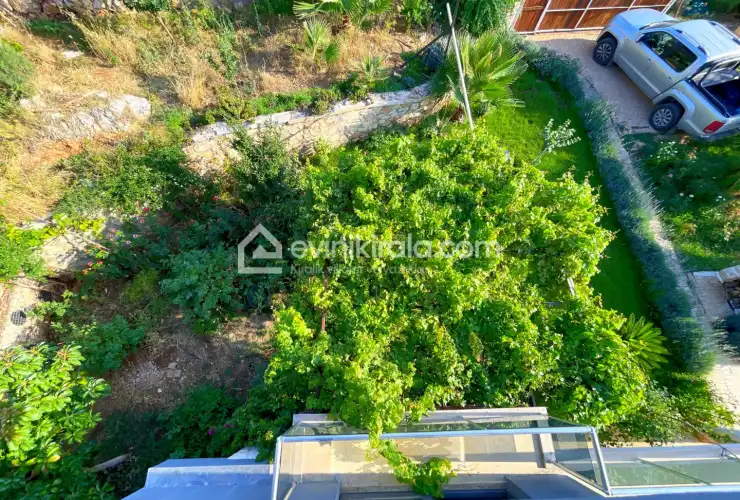 evini-kirala-villa-darusselam-38_315.JPG