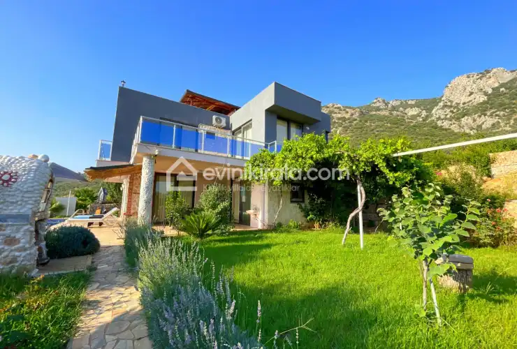 evini-kirala-villa-darusselam-42_845.JPG