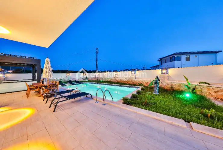 evini-kirala-villa-derin-cukurbag-53_138.jpg