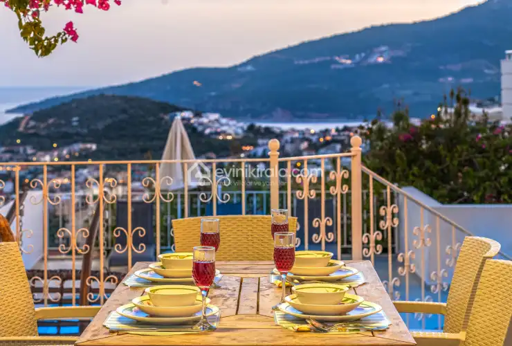 evini-kirala-villa-dolce-kalkan-42_395.jpg