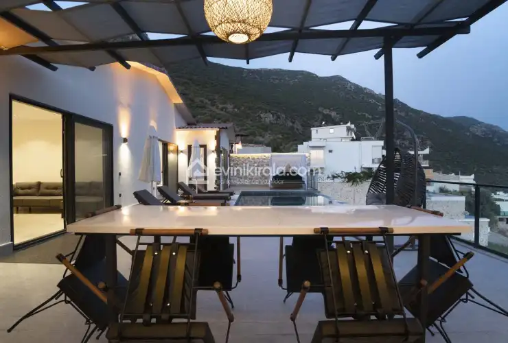 evini-kirala-villa-efe-akbel-furkan-badir--22_1920x1080_957.jpg