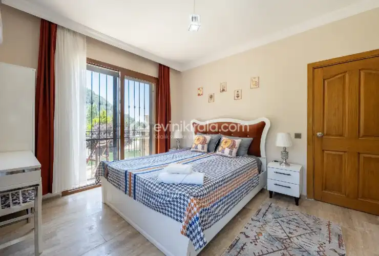evini-kirala-villa-erhan-kizilbel-23_560.jpg