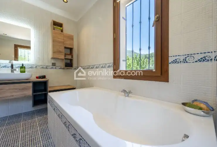 evini-kirala-villa-erhan-kizilbel-29_154.jpg