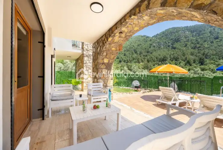 evini-kirala-villa-erhan-kizilbel-57_300.jpg