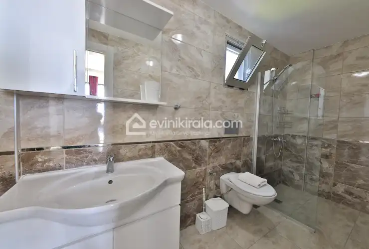 evini-kirala-villa-florya-islamlar1-45_560.jpg
