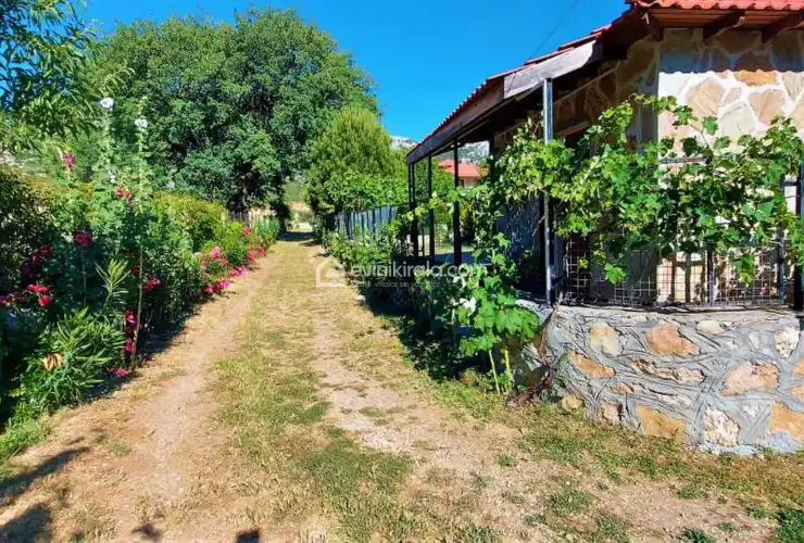 evini-kirala-villa-gelincik-bezirgan-4_1920x864_397.jpg