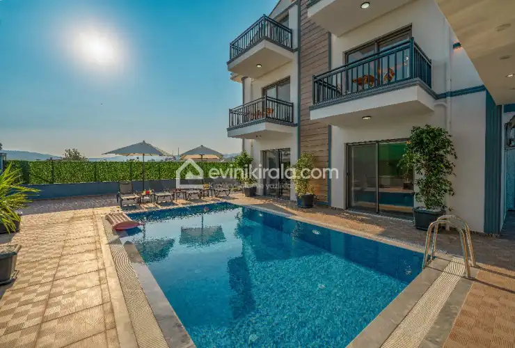 evini-kirala-villa-gorgec-seydikemer-2_28.jpg