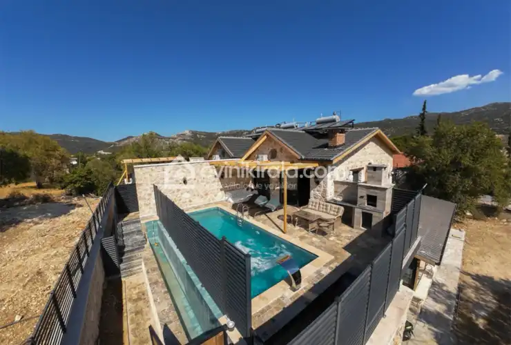 evini-kirala-villa-gulenden-saribelen-2_866.jpg