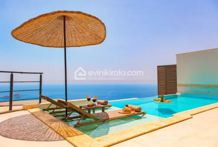 evini-kirala-villa-hills-liz-8_1920x1280_736.jpg