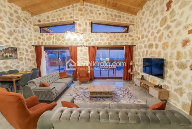 evini-kirala-villa-hilltop-2-28_1919x1280_815.jpg
