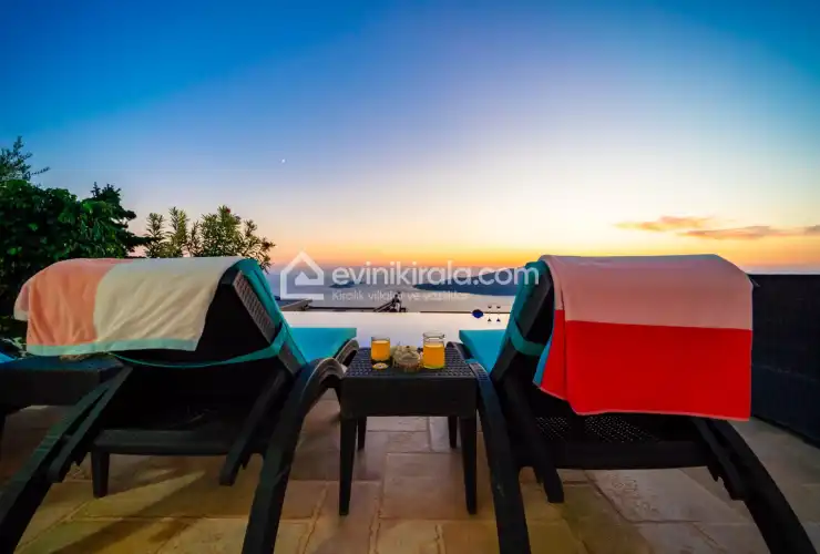 evini-kirala-villa-hyperion-kordere-kalkan-72_909.jpg
