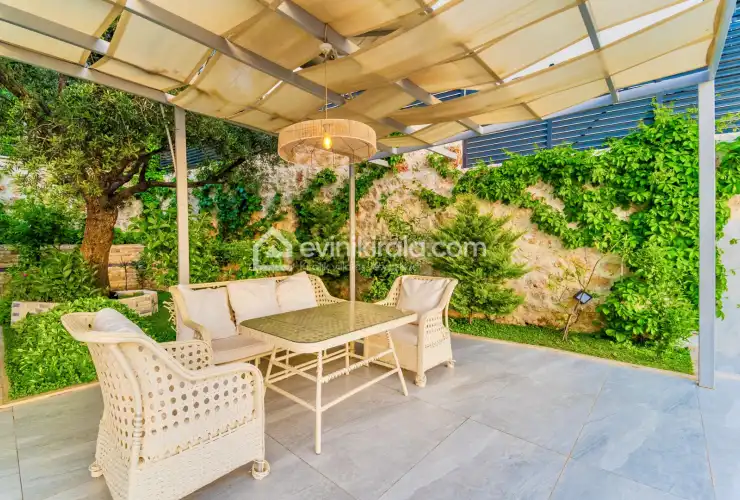 evini-kirala-villa-july-fayat-yilmaz-2025-38_259.jpg
