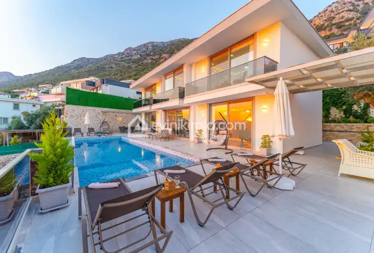 evini-kirala-villa-july-fayat-yilmaz-2025-42_662.jpg
