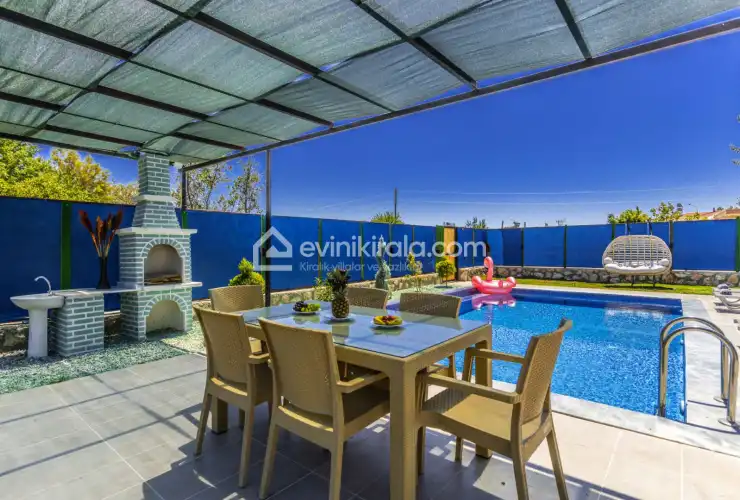 evini-kirala-villa-last-summer-kinik--2_764.jpg