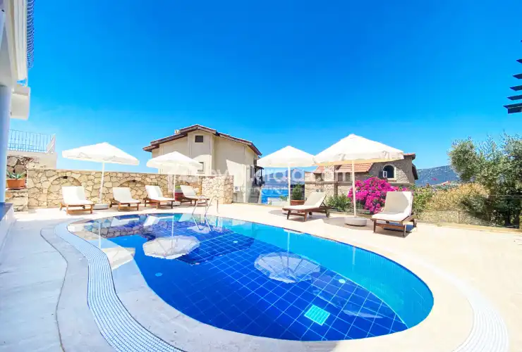 evini-kirala-villa-leo-kalkan-38_275.jpg