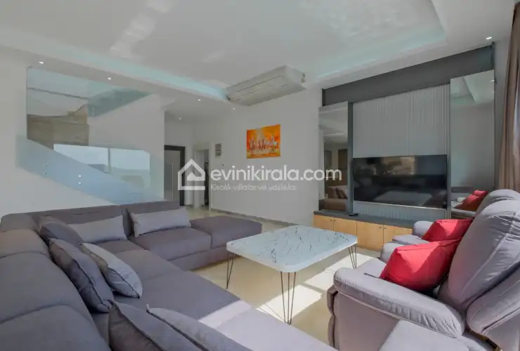 evini-kirala-villa-max-panora-2-15_670.JPG