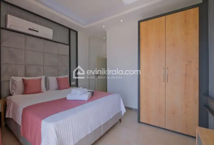 evini-kirala-villa-max-panora-2-1_972.JPG