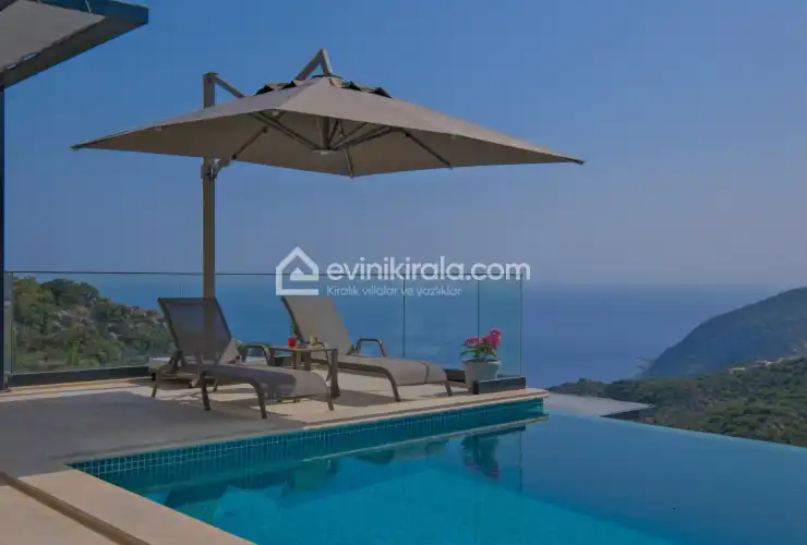 evini-kirala-villa-max-panora-2-27_531.JPG