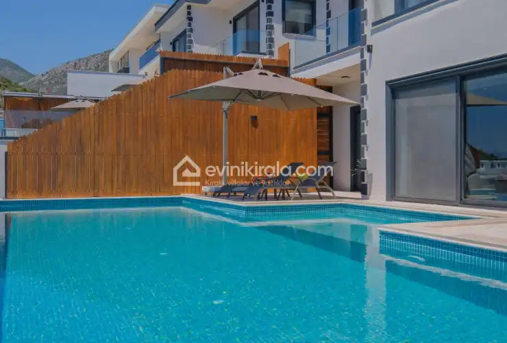 evini-kirala-villa-max-panora-2-45_832.JPG