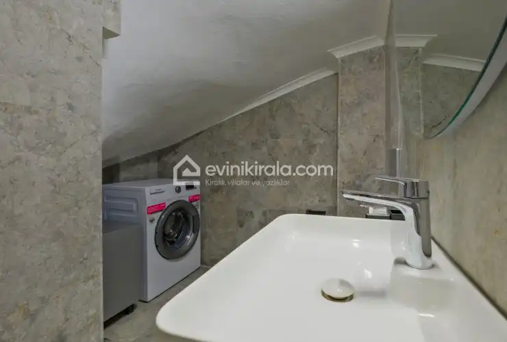 evini-kirala-villa-max-panora-2-80_40.JPG