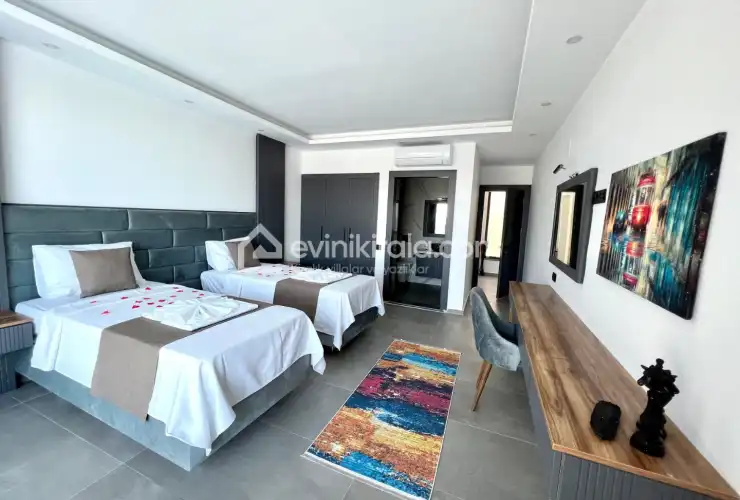 evini-kirala-villa-medellin-11_1707x1280_807.jpg
