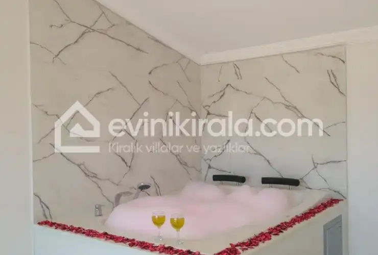 evini-kirala-villa-megri-karaculha-15_967.jpeg