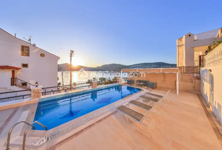evini-kirala-villa-melis-kisla-2025-30_390.jpg