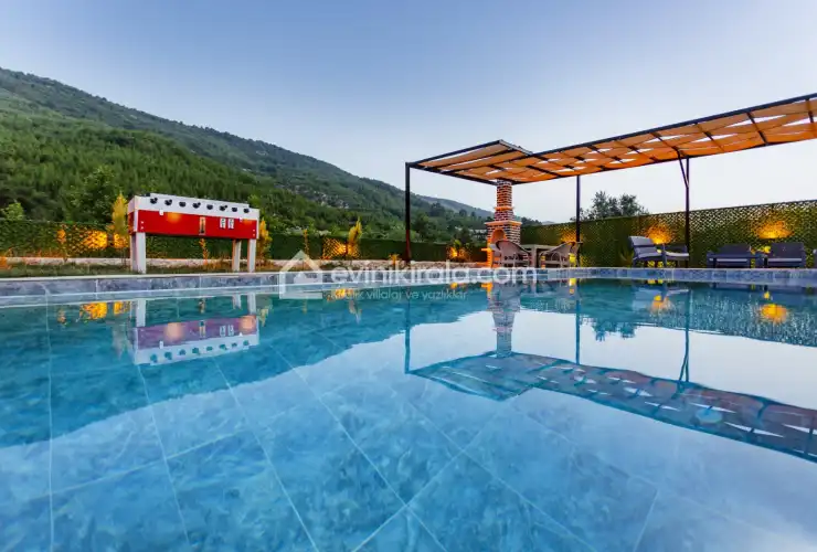 evini-kirala-villa-menesa-60_1920x1280_657.jpg