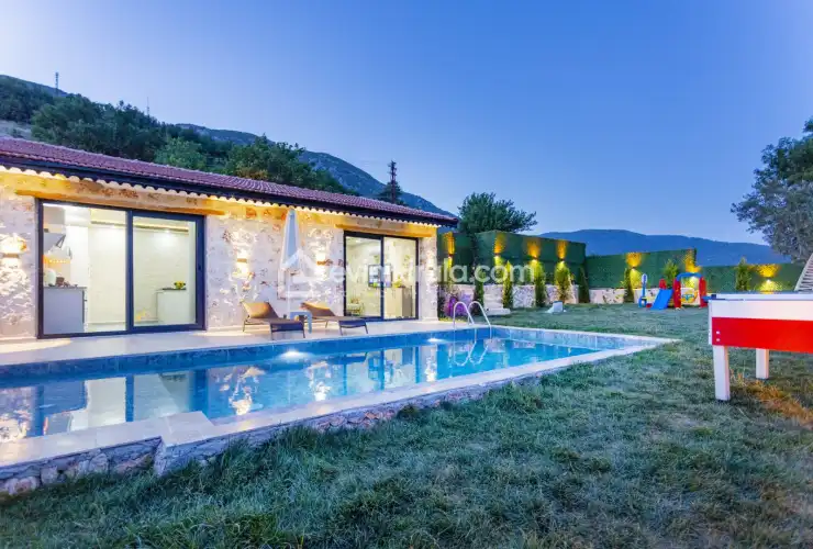 evini-kirala-villa-menesa-68_1920x1280_503.jpg