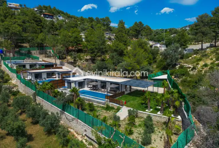 evini-kirala-villa-mina-rio-3-7_1707x1280_806.JPG