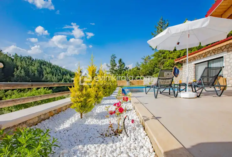 evini-kirala-villa-miros-2-28_1920x1280_191.jpg
