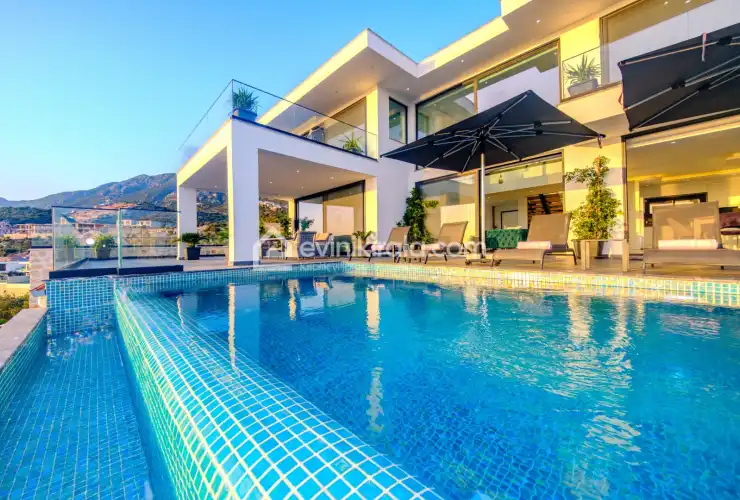 evini-kirala-villa-miu-kalkan-68_998.jpg
