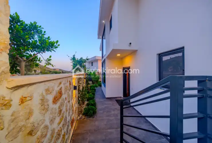 evini-kirala-villa-miu-kalkan-82_350.jpg