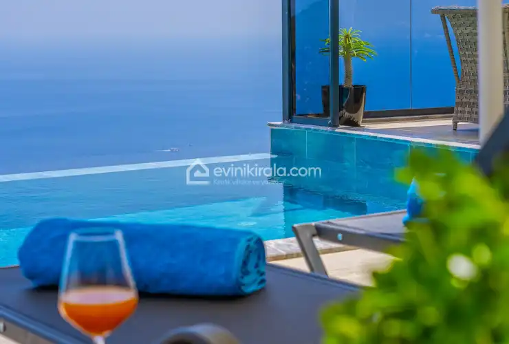 evini-kirala-villa-moana-kalkan-ordu-34_898.jpg