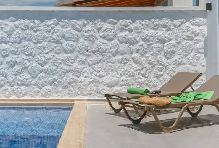 evini-kirala-villa-mulberry-lale-yesilkoy-balayi-villasi-29_1920x1061_938.jpg