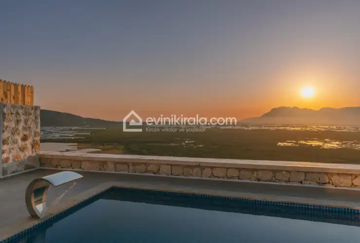 evini-kirala-villa-mulberry-lale-yesilkoy-balayi-villasi-39_1920x1280_599.jpg