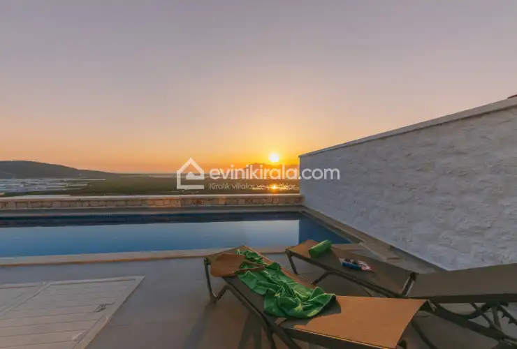 evini-kirala-villa-mulberry-lale-yesilkoy-balayi-villasi-45_1920x1280_543.jpg