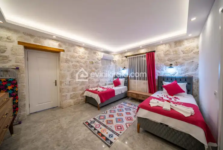 evini-kirala-villa-natilius-yesilkoy-25_813.jpg