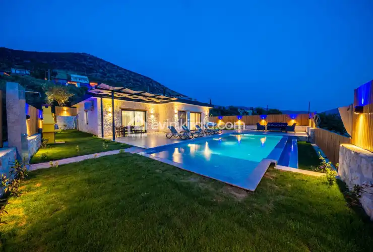 evini-kirala-villa-natilius-yesilkoy-6_688.jpg