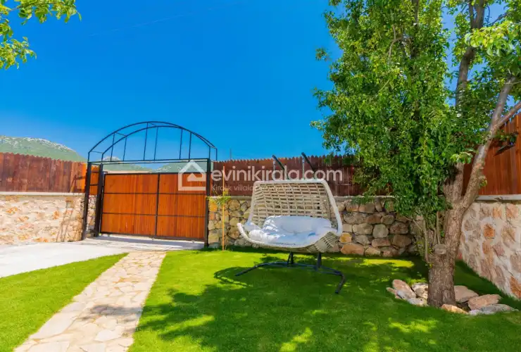 evini-kirala-villa-nazoglu-bezirgan-10_1919x1280_758.jpg