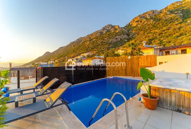 evini-kirala-villa-nuri-kalkan-17_1920x1280_231.jpg