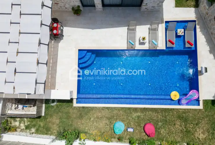 evini-kirala-villa-opulent-saribelen-32_1707x1280_17.jpg