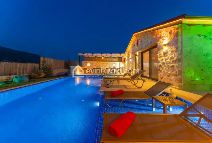 evini-kirala-villa-opulent-saribelen-70_1920x1280_982.jpg